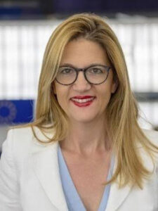 Stéphanie Yon-Courtin
